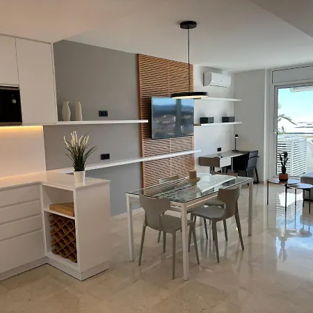 Aparthotel Mediterraneo