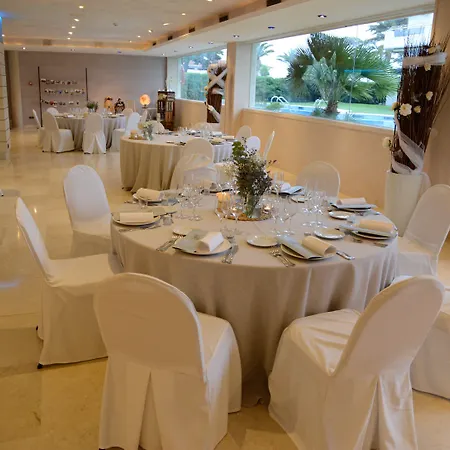 Aparthotel Mediterraneo 4*
