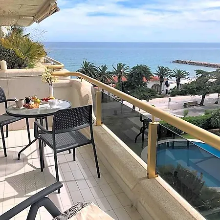 Aparthotel Mediterraneo