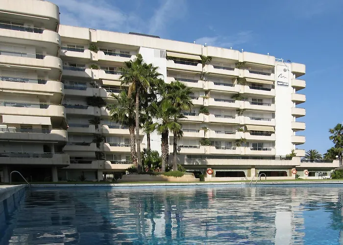 アパートホテル Mediterraneo 4*