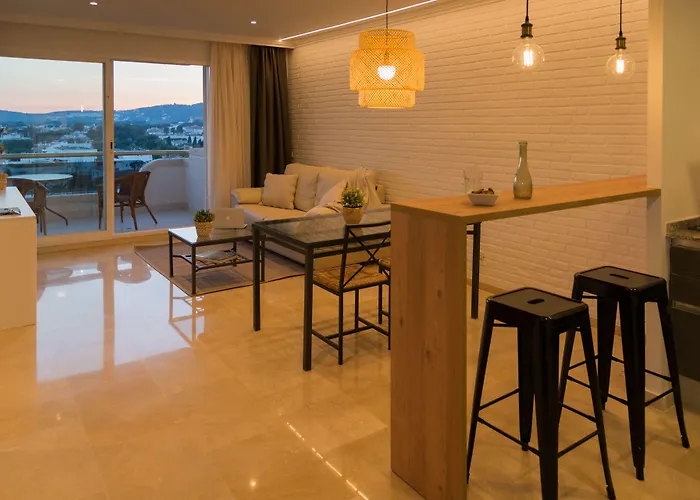 アパートホテル Mediterraneo 4*