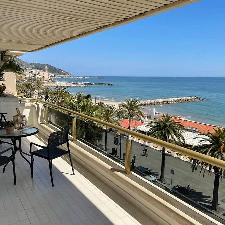 Apartahotel Mediterraneo 4*