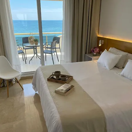 Mediterraneo 4* シッチェス