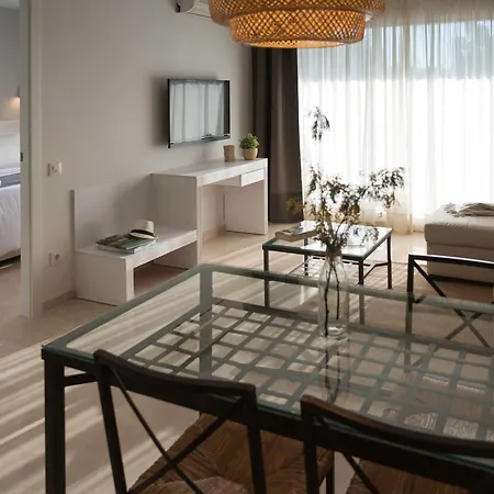 Mediterraneo Aparthotel Sitges